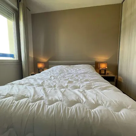 3 Pieces Avec Terrasse Ensoleillee, Proche Et Centre-ville La Rochelle - Fr-1-246-652 아파트 *