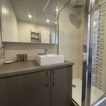Διαμέρισμα 3 Pieces Avec Terrasse Ensoleillee, Proche Et Centre-ville La Rochelle - Fr-1-246-652 Aytré